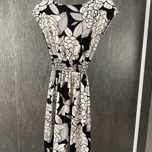 Jacob Black/White Floral Dress